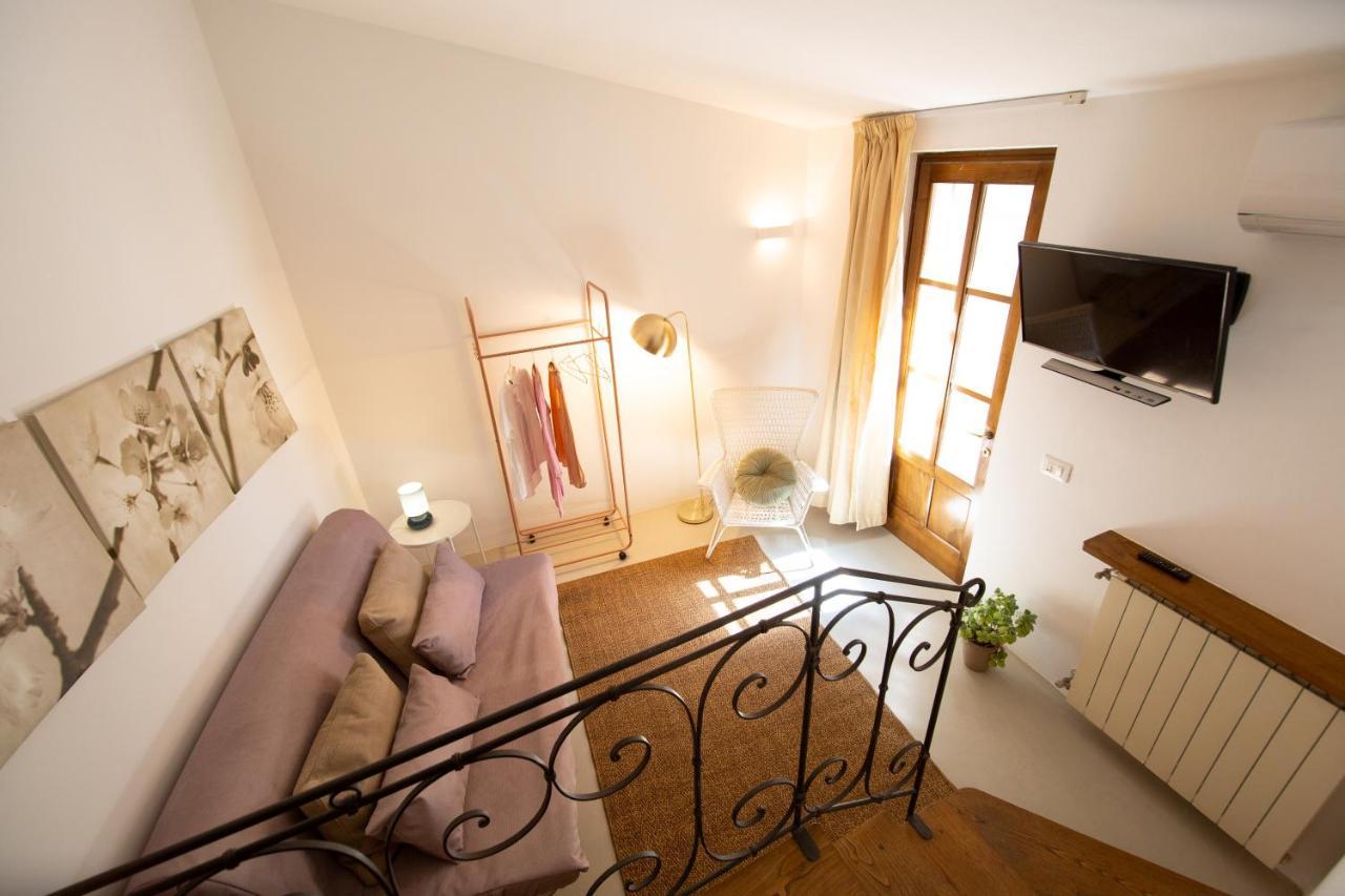 La Corticella Luxury Suite, With Terrace Lucca Bagian luar foto