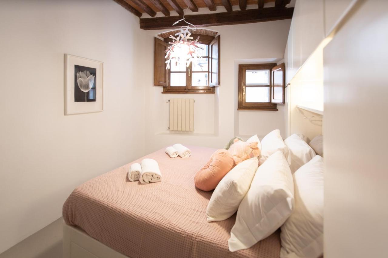 La Corticella Luxury Suite, With Terrace Lucca Bagian luar foto