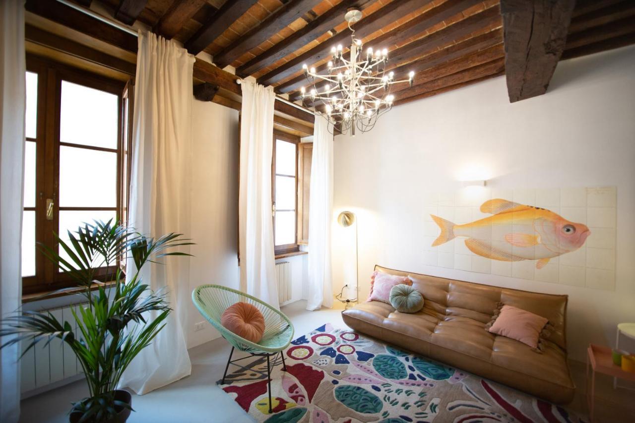 La Corticella Luxury Suite, With Terrace Lucca Bagian luar foto